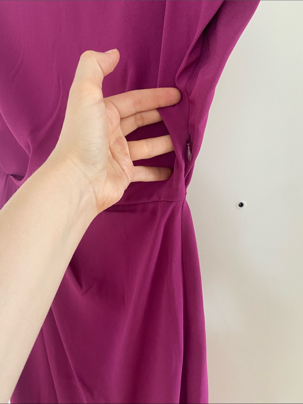 M.M LAFLEUR Jillian Dress in Berry - Picture 10 of 11